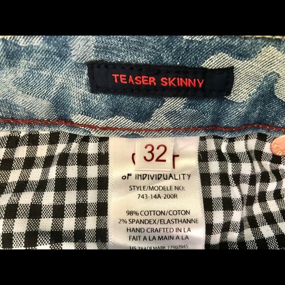 NWOT Cult of Individuality Skinny Jeans. Size 32 - Picture 7 of 7